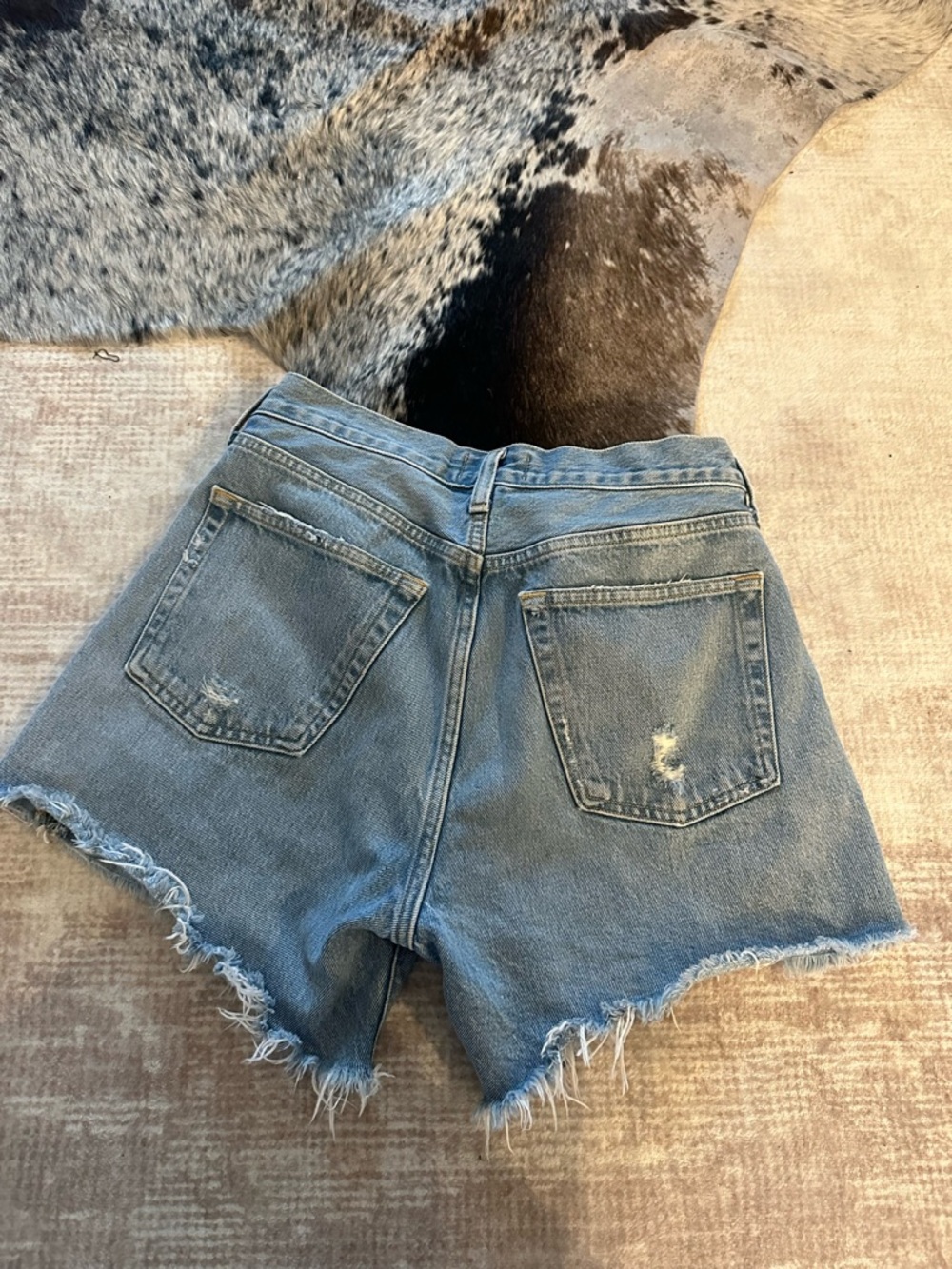 Agolde Light Blue Distressed Cutoff Denim Shorts - Picture 3 of 3